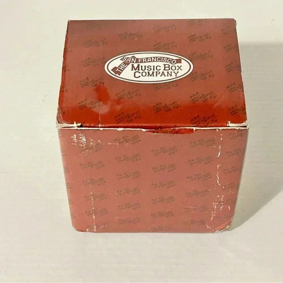 San Francisco Music Box Company Keep Christmas In Your Heart Santa & Girl Works - Picture 12 of 13